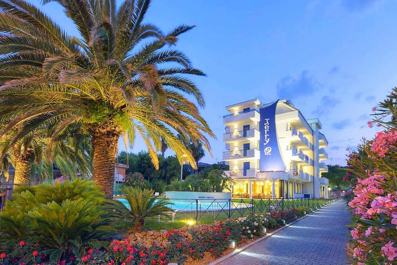 15 Hotel 3 Stelle Vicino al Museo Sistino di Grottammare